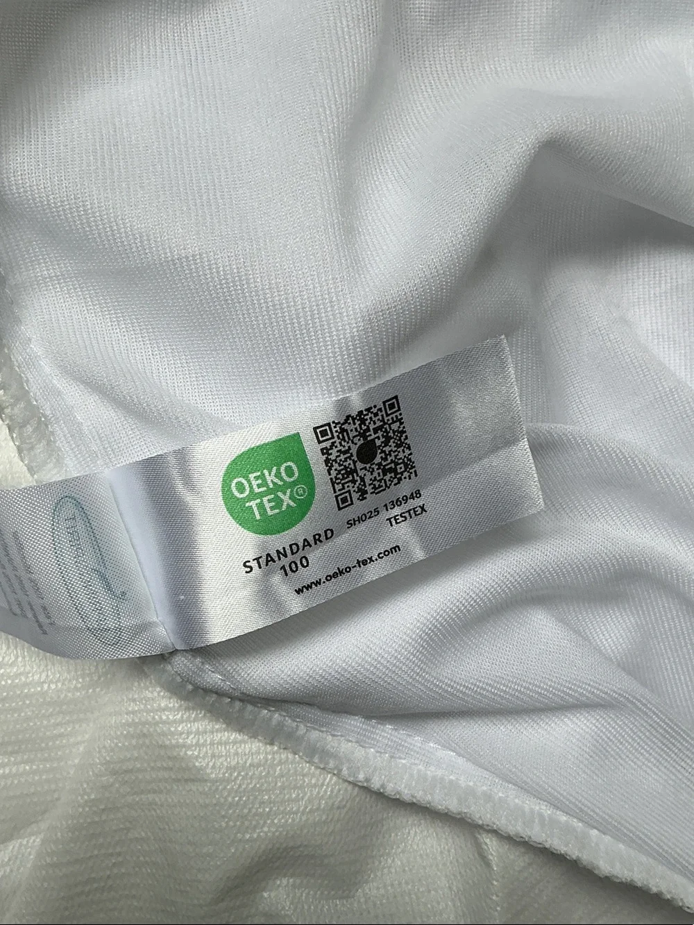 Queen waterproof mattress cover White - Breathable Home Bedding Oeko-Tex certifi